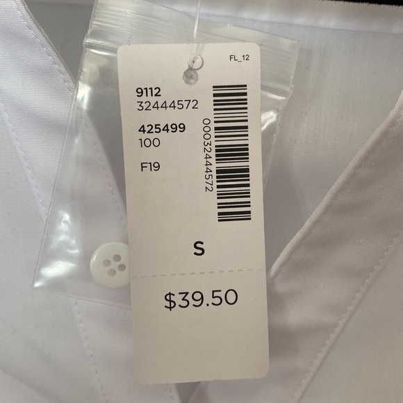 Women’s white button down shirt (blouse) Reitman’s Ressentials - Picture 6 of 8